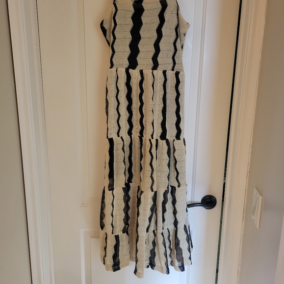 Zara dress - Picture 3 of 3